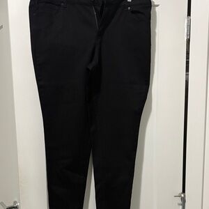 Westport Women's Black Skinny Jeans